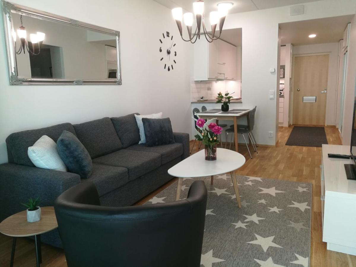 Starhomes Double Lux 8 Oulu Bagian luar foto