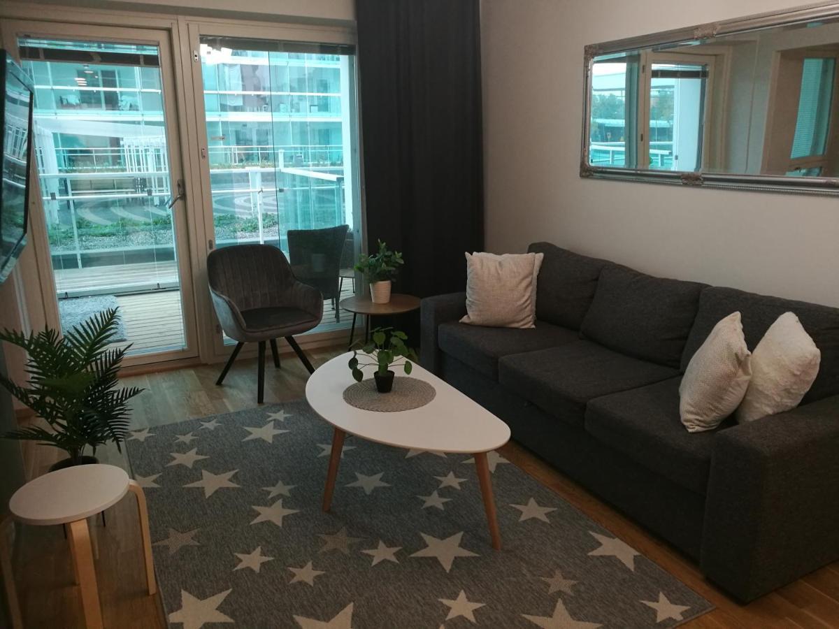 Starhomes Double Lux 8 Oulu Bagian luar foto