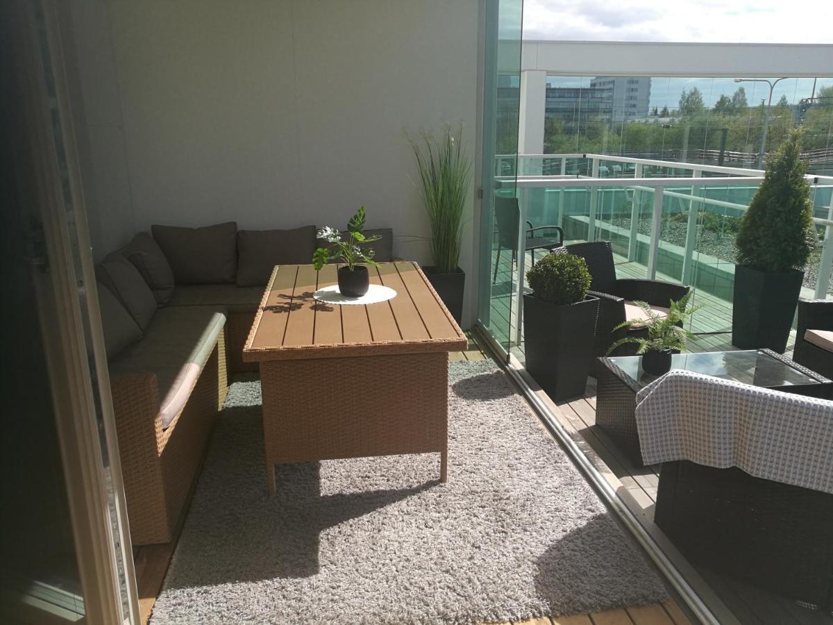 Starhomes Double Lux 8 Oulu Bagian luar foto