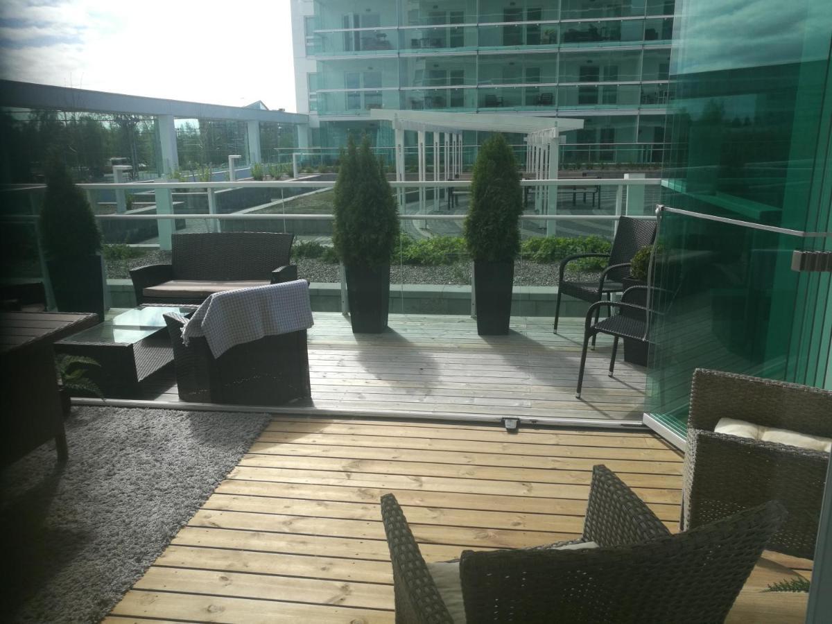 Starhomes Double Lux 8 Oulu Bagian luar foto