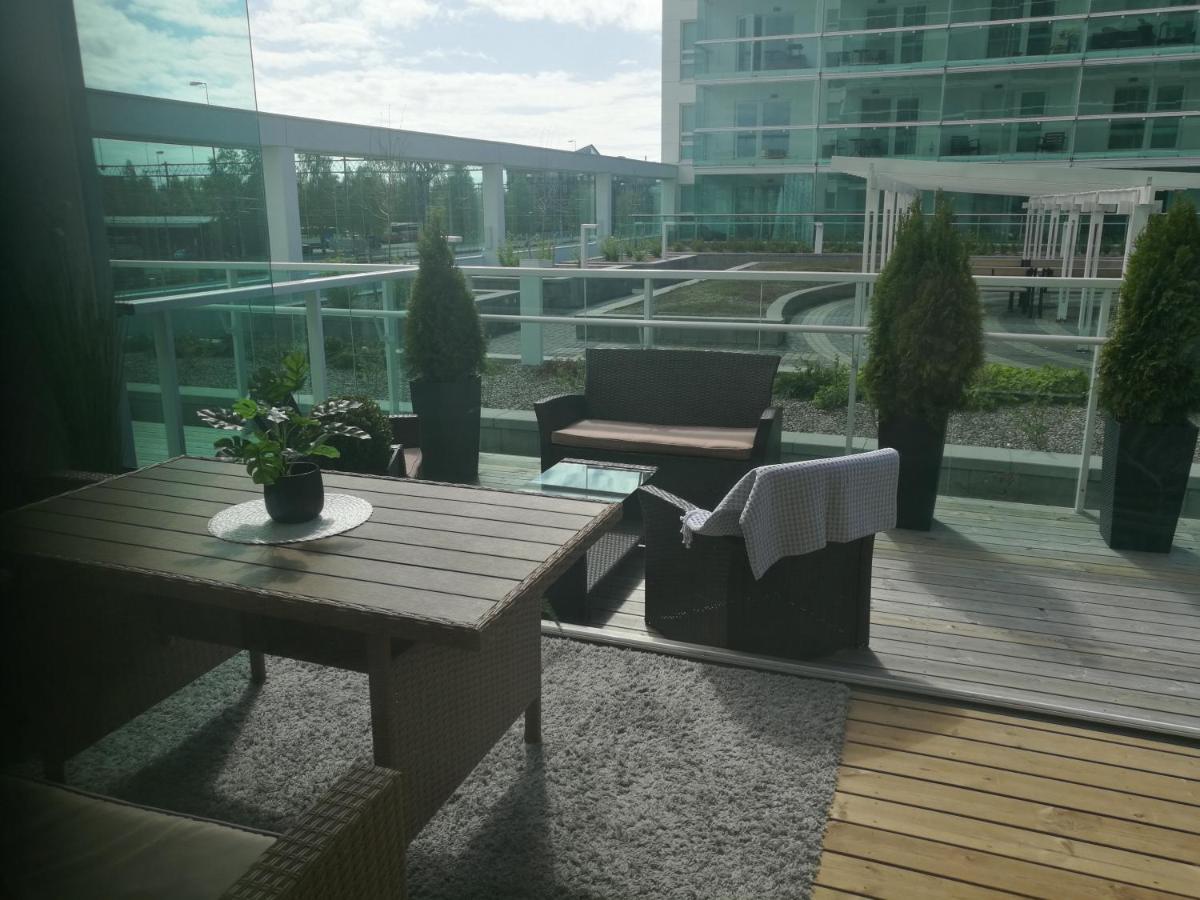 Starhomes Double Lux 8 Oulu Bagian luar foto